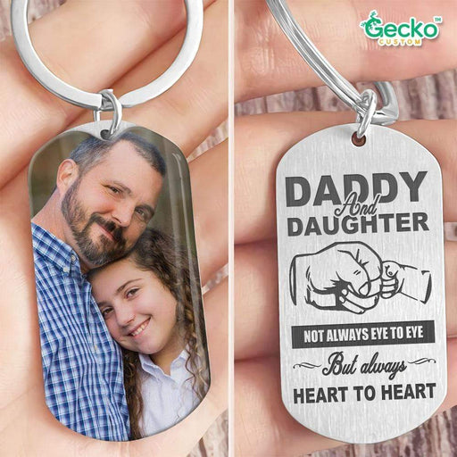 GeckoCustom Daddy And Daughter Always Heart To Heart Family Metal Keychain HN590 No Gift box / 1.77" x 1.06"
