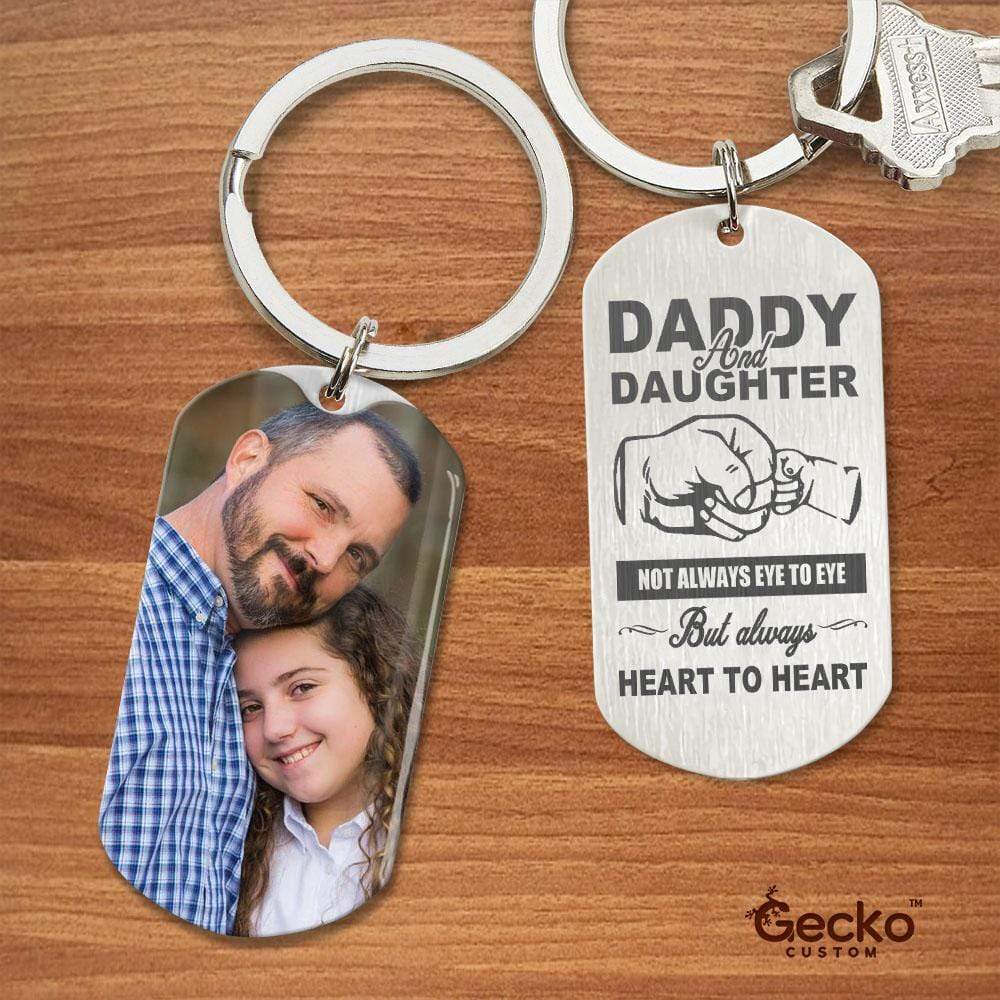 GeckoCustom Daddy And Daughter Always Heart To Heart Family Metal Keychain HN590 No Gift box / 1.77" x 1.06"