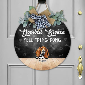 GeckoCustom Doorbell Broken, Yell "Ding-Dong" Dog Wooden Door Sign With Wreath, Dog Lover Gift, Dog Door Hanger HN590