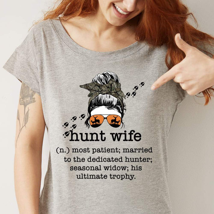GeckoCustom Hunt Wife Definition Ultimate Trophy Wife Hunting Shirt, Gift For Hunt Wife Bright Shirt HN590 Women Tee / Light Blue Color / S