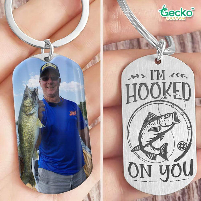GeckoCustom Personalized Mother's Day Gifts 2024, I'm Hook On You Fishing Outdoor Metal Keychain , No Gift Box