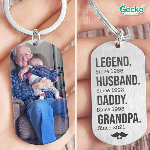 GeckoCustom Legend Husband Daddy Grandpa Family Metal Keychain HN590 No Gift box / 1.77" x 1.06"