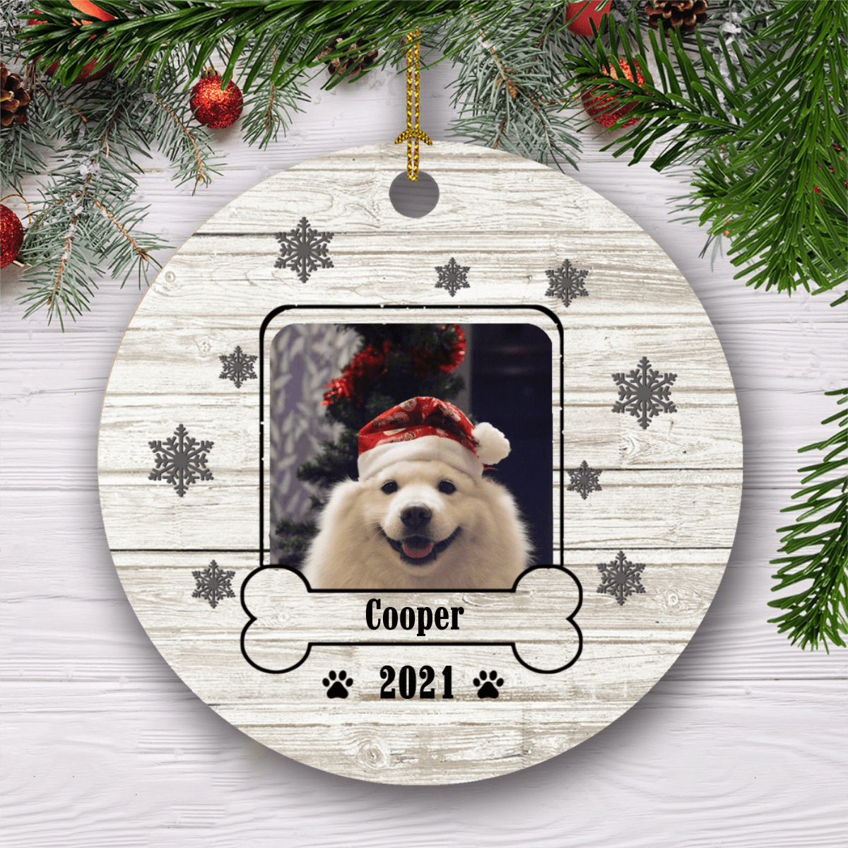 GeckoCustom Lovely Pet Photo , Custom Photo Ceramic Circle Ornament, Custom Dog Photo, Personalized Gift For Dog LoversSG02 Pack 1 / 2.75" tall - 0.125" thick