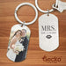 GeckoCustom Mr/ Mrs Couple Wedding Anniversary Metal Keychain HN590 With Gift Box (Favorite) / 1.77" x 1.06"