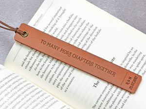 GeckoCustom Personalised Leather Bookmark, Third Anniversary Gift, HN590 17cm * 2.5cm