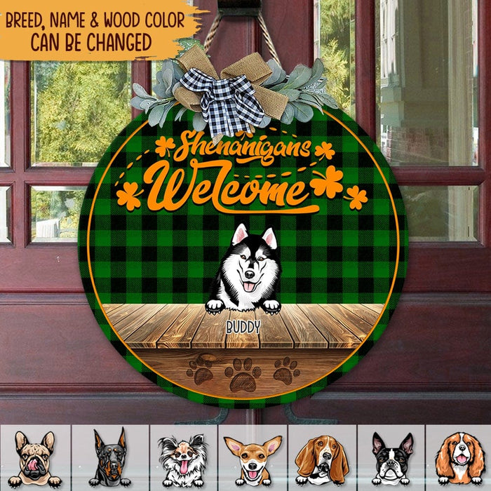 GeckoCustom Shenanigans Welcome St.Patrick's Day Dog Wooden Door Sign With Wreath HN590