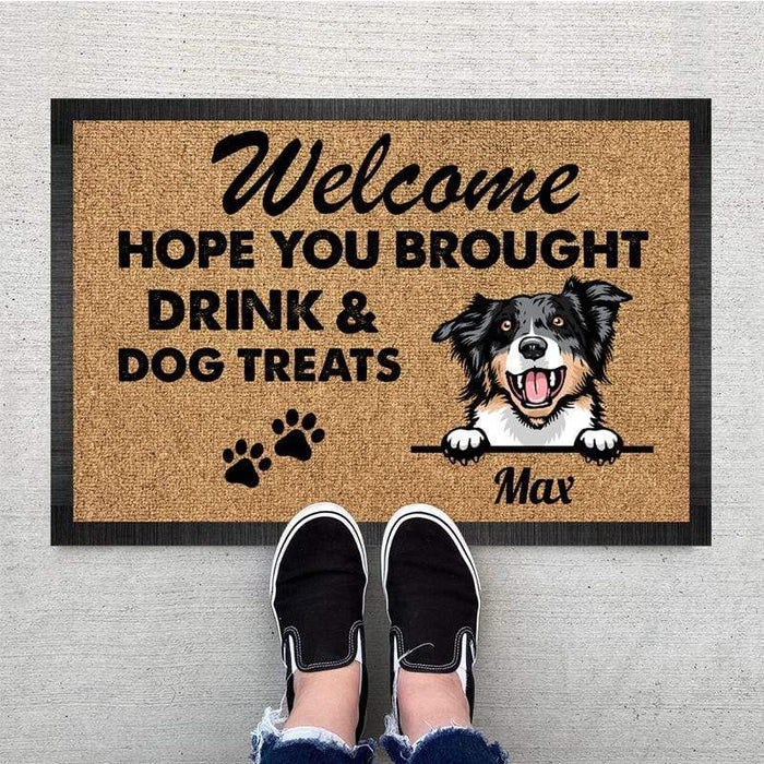 https://geckocustom.com/cdn/shop/products/geckocustom-welcome-hope-you-brought-dog-treats-pawprints-doormat-dog-lover-gift-hn590-29998433665201_700x700.jpg?v=1637661831