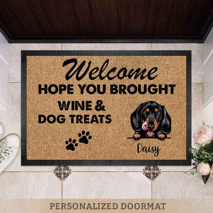 GeckoCustom Welcome Hope you brought dog treats Pawprints Doormat, HN590