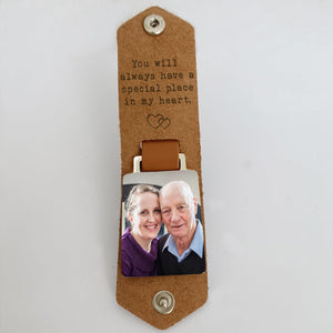 GeckoCustom You Will Always Have A Special Place In My Heart Family Vintage Leather Photo Keychain