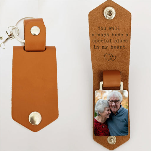 GeckoCustom You Will Always Have A Special Place In My Heart Family Vintage Leather Photo Keychain